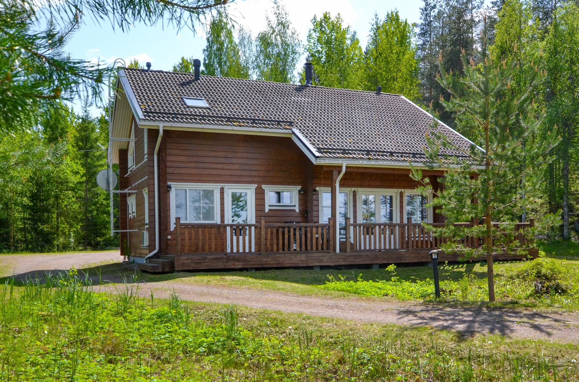 Huvila 135. Kesä